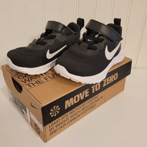 Toddler Nike Revolution shoes